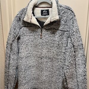 Grizzly Sherpa Men’s Gray Quarter Zip Fleece Pullover Sweater Sz XL. Gorpcore